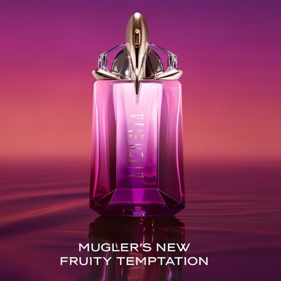 Pink Alien Bottle - Picture 6 of 6